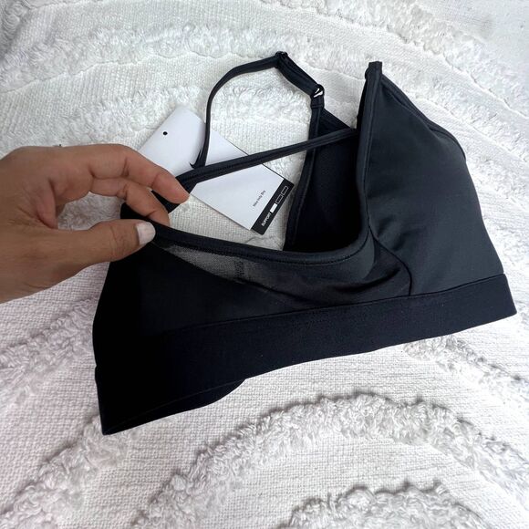 nike dri-fit Indy women color black size s - Picture 3 of 5